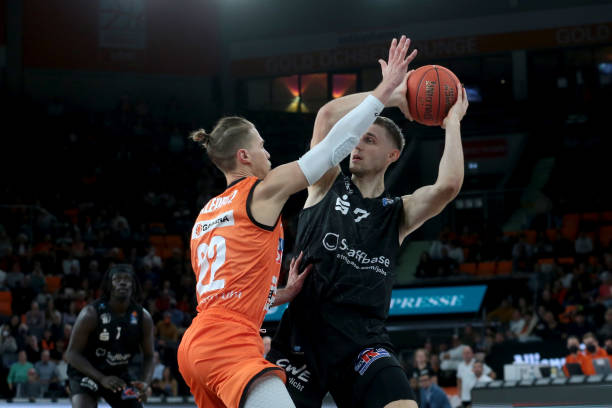 和表现极大 和表现极大