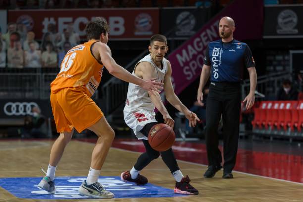 四外援引领 四外援引领