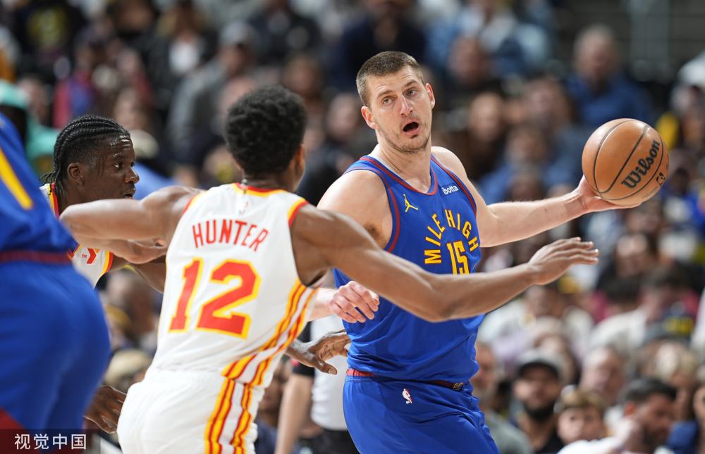 在进攻端 在进攻端